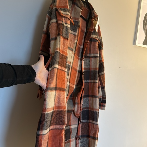 Long flannel plaid shacket - Picture 3 of 4